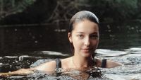 Foto: Liburannya Angelina Danilova, Sang Bidadari Rusia