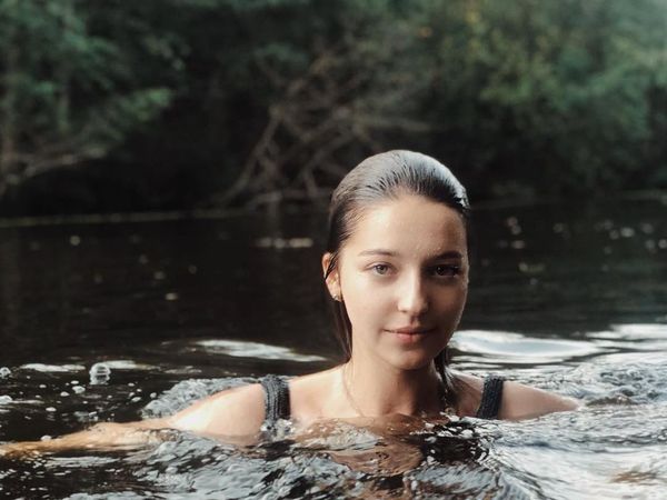 Foto: Liburannya Angelina Danilova, Sang Bidadari Rusia