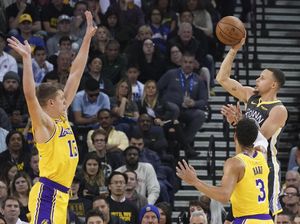 LeBron Absen Lagi, Lakers Tumbang di Kandang Warriors