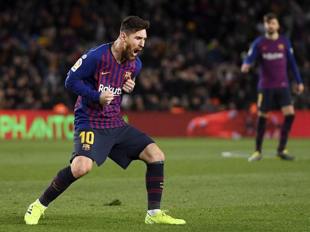 Lionel Messi mencetak dua gol saat Barcelona menahan imbang Valencia 2-2, Minggu (3/2/2019) dini hari WIB. (Foto: Alex Caparros/Getty Images)