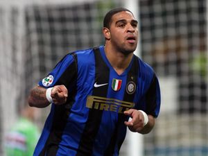 Adriano Bersiap Untuk Kembali Bermain di Usia 42 Tahun Adriano Bersiap Untuk Kembali Bermain di Usia 42 Tahun