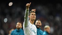 Gol Ronaldo paling banyak ketiga berseragam Real Madrid dengan 450 gol, kedua bersama MU dengan 145 gol (David Ramos/Getty Images)
