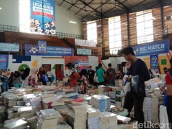 Berburu Buku Diskon Hingga 80 Persen di Liga Buku Bandung