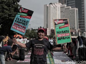 Aksi Masyarakat Lawan Hoax di CFD Jakarta