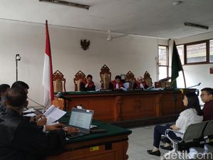 Sidang Suap Meikarta, Sekretaris Lippo Bantah Beri Duit Rp 10 M