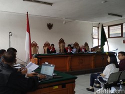 Sidang Suap Meikarta, Sekretaris Lippo Bantah Beri Duit Rp 10 M