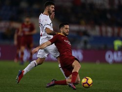 Hingga peluit terakhir berbunyi skor pun tak berubah dengan 1-1 untuk AS Roma dan AC Milan. Hasil imbang itu pun tak mengubah kedua klub di klasemen Liga Italia.