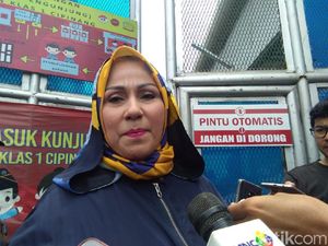 Camelia Malik Nyanyi Dangdut Sambil Jaipongan, Idenya dari Mana? Camelia Malik Nyanyi Dangdut Sambil Jaipongan, Idenya dari Mana?