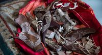 Suvenir bagi wisatawan (Taylor Weidman/BBC Capital)