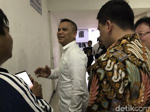 Di Polda Metro Jaya, Berlinton Siahaan Dimintai Keterangan soal Vigit Waluyo Di Polda Metro Jaya, Berlinton Siahaan Dimintai Keterangan soal Vigit Waluyo