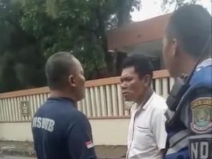 Tak Terima Ditegur, Pemobil di Bekasi Malah Ajak Berantem Petugas Dishub