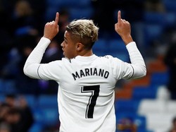 Mariano Diaz menutup kemenangan Madrid 3-0 dengan golnya di menit akhir babak kedua. REUTERS/Juan Medina.