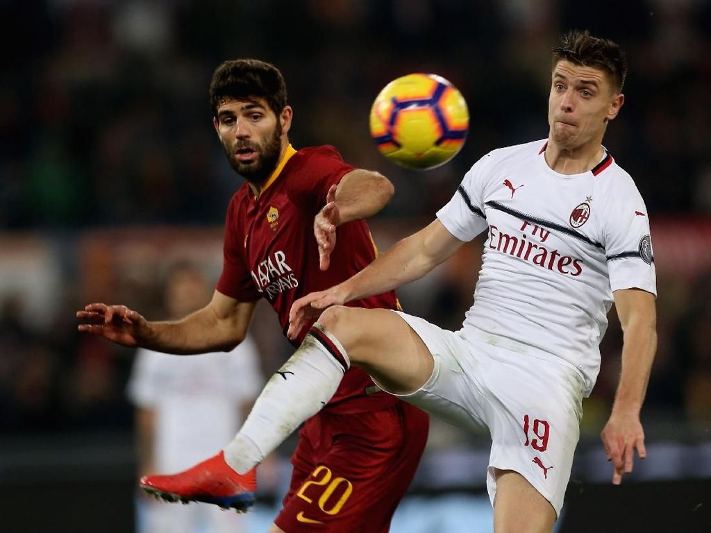 Hasil Liga Italia: AS Roma vs AC Milan Berakhir Imbang Hasil Liga Italia: AS Roma vs AC Milan Berakhir Imbang