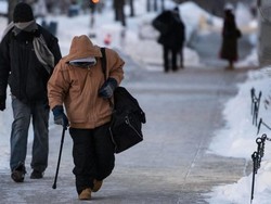 Kisah-kisah Mengharukan di Balik Cuaca Ekstrem Ala Kutub di AS