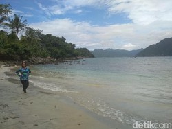 Saat Menteri Susi Nikmati Alam Selatan Trenggalek