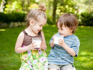 Kapan Waktu Terbaik Anak Minum Susu?