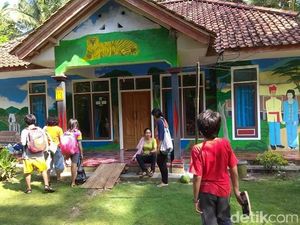 Foto: Menginap Cuma Bayar Rp 50 Ribu di Pangandaran