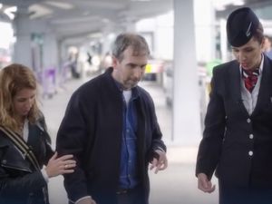 Mengharukan, Kisah Pria Difabel yang Dapat Kembali Terbang