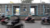 Halte TransJ Pasar Rumput Jadi Saksi Bisu Tawuran Antarwarga
