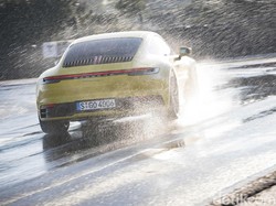Cara Kerja Fitur Anti-selip di Porsche 911