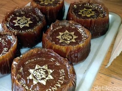 Jelang Imlek, Dodol China Buatan Sukabumi Sepi Pembeli