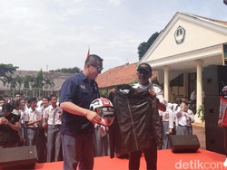 Berkat Viralnya Pak Slamet, JKT48 Dihadirkan di SMAN 4 Tangsel