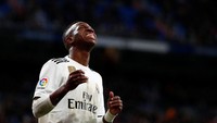Ekspresi Vinicius Junior saat gagal mencetak gol. REUTERS/Juan Medina.