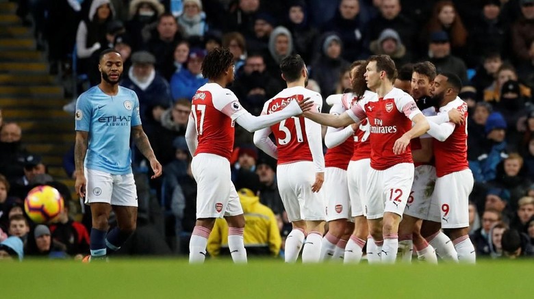 Arsenal Jangan Cuma Jago Kandang Dong! Arsenal Jangan Cuma Jago Kandang Dong!