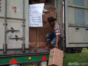 KPU Kota Serang Terima 957 Boks Surat Suara KPU Kota Serang Terima 957 Boks Surat Suara
