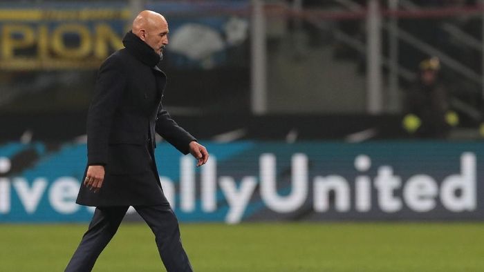Luciano Spalletti masih punya kontrak dua musim lagi di Inter Milan. (Foto: Emilio Andreoli/Getty Images) Luciano Spalletti masih punya kontrak dua musim lagi di Inter Milan. (Foto: Emilio Andreoli/Getty Images)