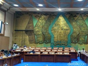 ESDM dan Pertamina Rapat dengan DPR, Ini Hasilnya