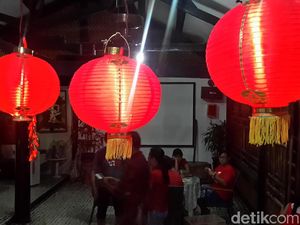 Cerita Nonik Rayakan Imlek Tanpa Klenteng di Pacitan