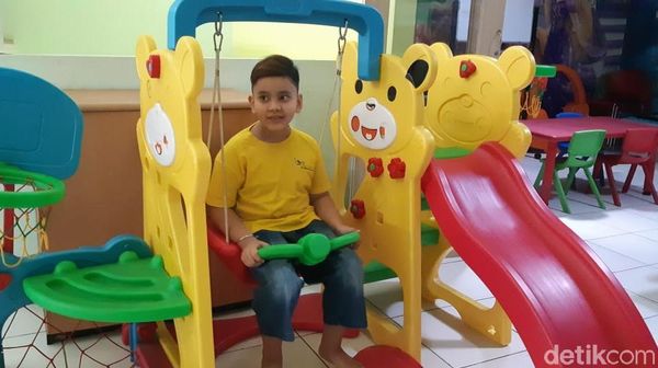 Berbagi Kehangatan di Rumah Singgah Pasien Kanker Anak
