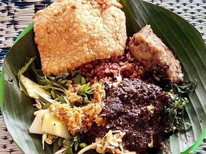 7 Makanan Khas Solo yang Jadi Favorit dan Terkenal Legendaris 7 Makanan Khas Solo yang Jadi Favorit dan Terkenal Legendaris