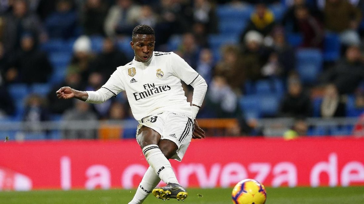 Ronaldinhio Yakin Vinicius Bakal jadi pemain terbaik dunia (Foto: AP Photo/Andrea Comas)
