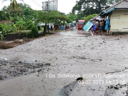Banjir Lumpur, Akses Jalan ke Tulamben Bali Macet