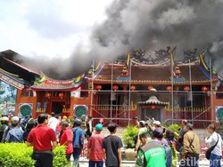 Video Api yang Membara di Vihara Samudra Bhakti