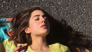 Sara Ali Khan Makin Dewasa, Hari Ini Ultah Ke-27!