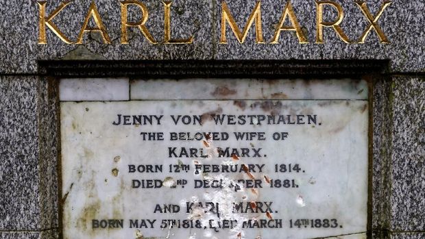 Makam Karl Marx di Inggris Dirusak
