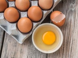 Sssttt... Katanya Prabowo Punya Rahasia Turunkan Harga Telur