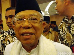 Maruf Amin Bukan Ulama Daun Salam
