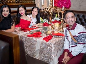 Ini Kebersamaan Della Perez dan Keluarga Saat Kulineran