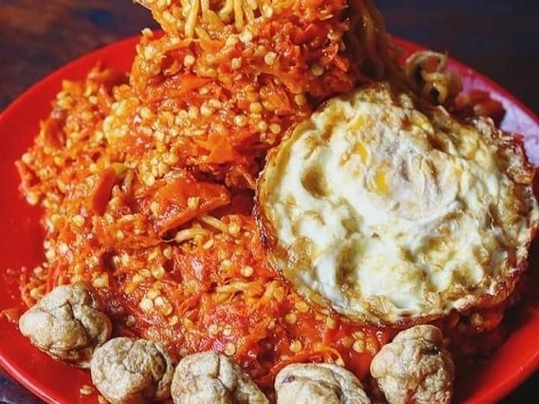 20 Tempat Makan Mie Instan Kekinian yang Murah Meriah
