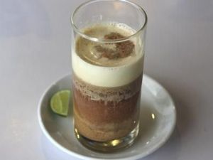 Sluurp! Hangat Creamy Teh Talua Favorit Gubernur Jateng di Ungaran Sluurp! Hangat Creamy Teh Talua Favorit Gubernur Jateng di Ungaran
