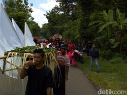 Begini Cara Warga Tolak Bala Wabah Demam Berdarah di Ponorogo