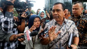 Usai Diperiksa KPK, Ketum KONI Buru-buru Banget