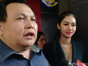 Usai Diperiksa, Della Perez Mengaku Lega Usai Diperiksa, Della Perez Mengaku Lega
