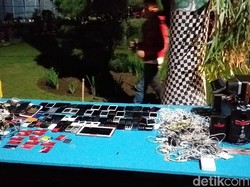 Puluhan Ponsel Milik Napi Ditemukan di Rutan Kebonwaru Bandung