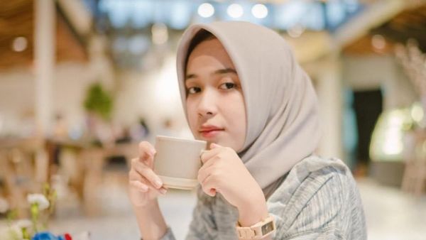 Ini Sepupu Risa Sarasvati, Hijabers Cantik yang Bisa Lihat Hantu