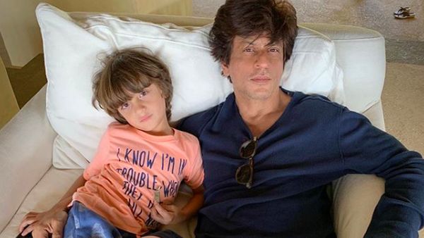 Penuh Kehangatan, 7 Momen Kedekatan Shahrukh Khan dan Anak-anak